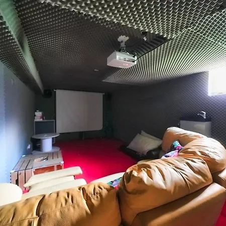 Maison Spacieuse 8 Personnes A *